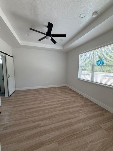 Spacious, unfurnished interior of a new home in , Eustis (Image 14).