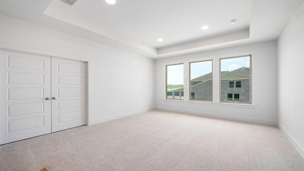 Spacious, unfurnished interior of a new home in Trinity Falls 60', McKinney (Image 26). Spacious, unfurnished interior of a new home in Trinity Falls 60', McKinney (Image 26).