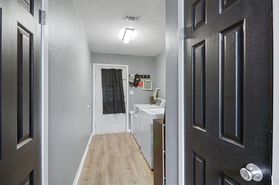 Furnished interior view inside a new home in , Santa Anna (Image 12).