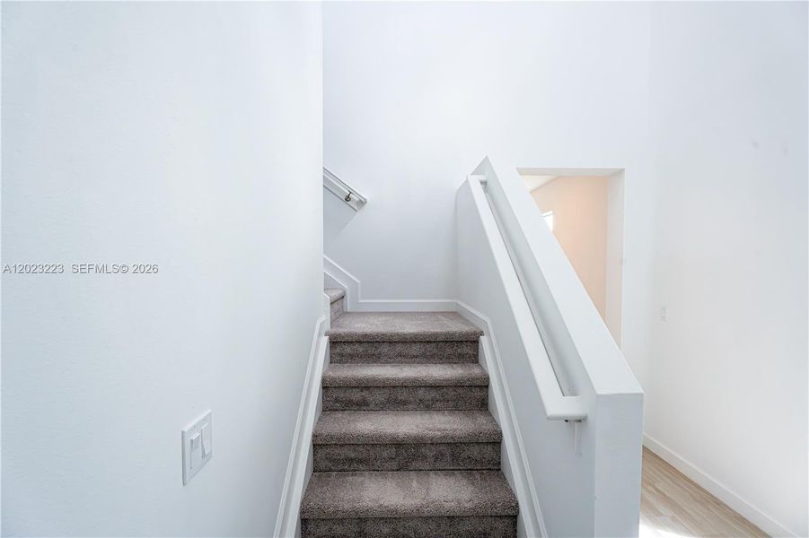 Spacious, unfurnished interior of a new home in Seagrove, Fort Pierce (Image 21). Spacious, unfurnished interior of a new home in Seagrove, Fort Pierce (Image 21).