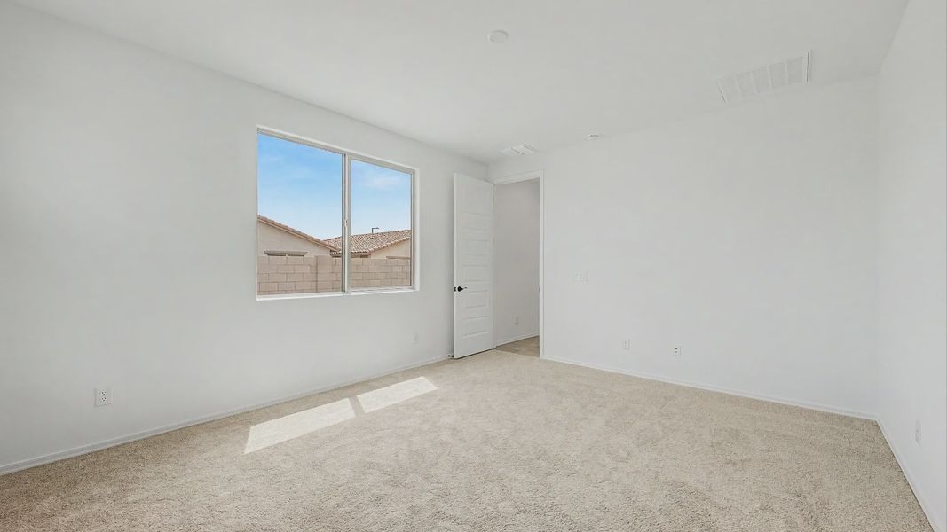 Representative furnished interior of a home built from the Larkspur by DRB Homes in The Villas at Mystic, Peoria (Image 10).