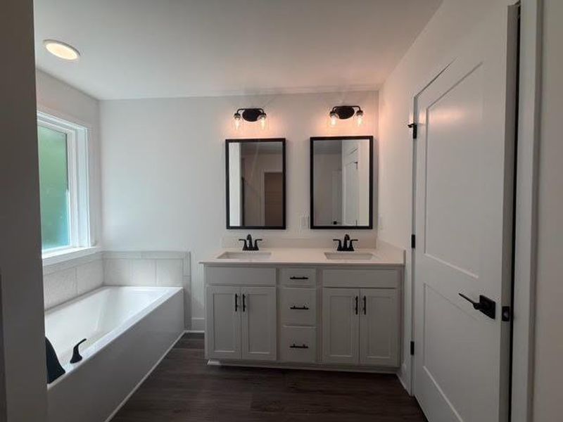 Furnished interior view inside a new home in Tuscany Hills, Douglasville (Image 6).