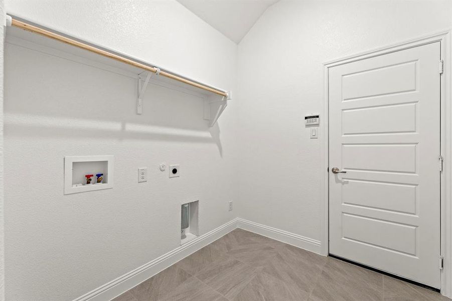 15. 3121 Blue Hill - Utility 15. 3121 Blue Hill - Utility