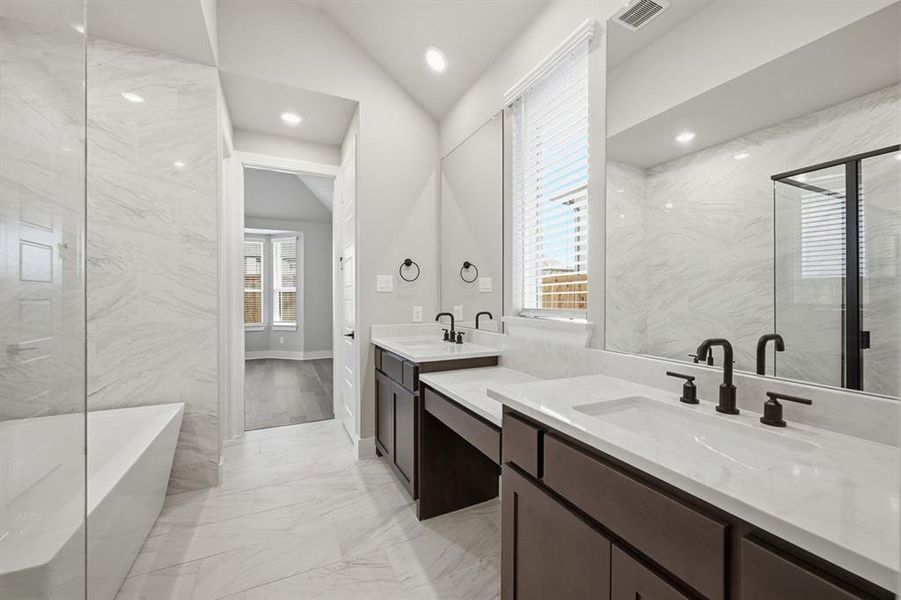 Furnished interior view inside a new home in Sandbrock Ranch, Aubrey (Image 13).