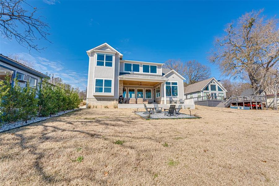 Exterior details and patio area of a home in , Eustace (Image 25).