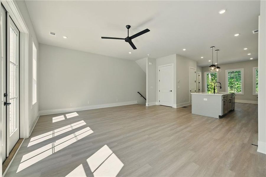 Spacious, unfurnished interior of a new home in , Atlanta (Image 23).