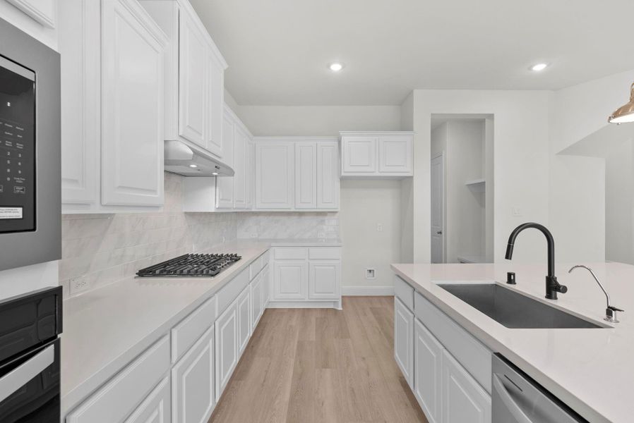 Furnished interior view inside a new home in Colton, Montgomery (Image 8).