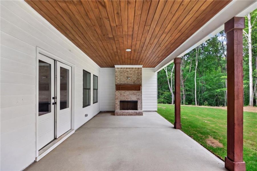 Exterior details and patio area of a home in , Dallas (Image 29). Exterior details and patio area of a home in , Dallas (Image 29).