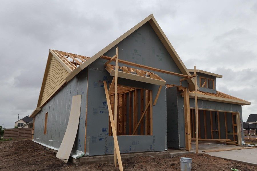 Let us show you how our advanced framing techniques have stood the test of time and allow more insulation for a quieter and more energy efficient home.
