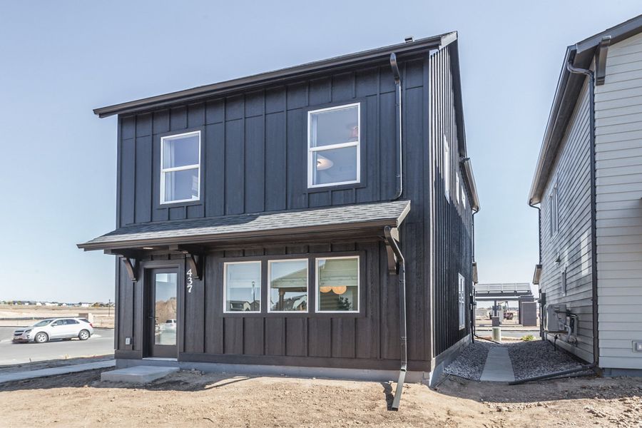Representative exterior details of a home built from the Marigold by Hartford Homes in Bloom, Fort Collins (Image 28).