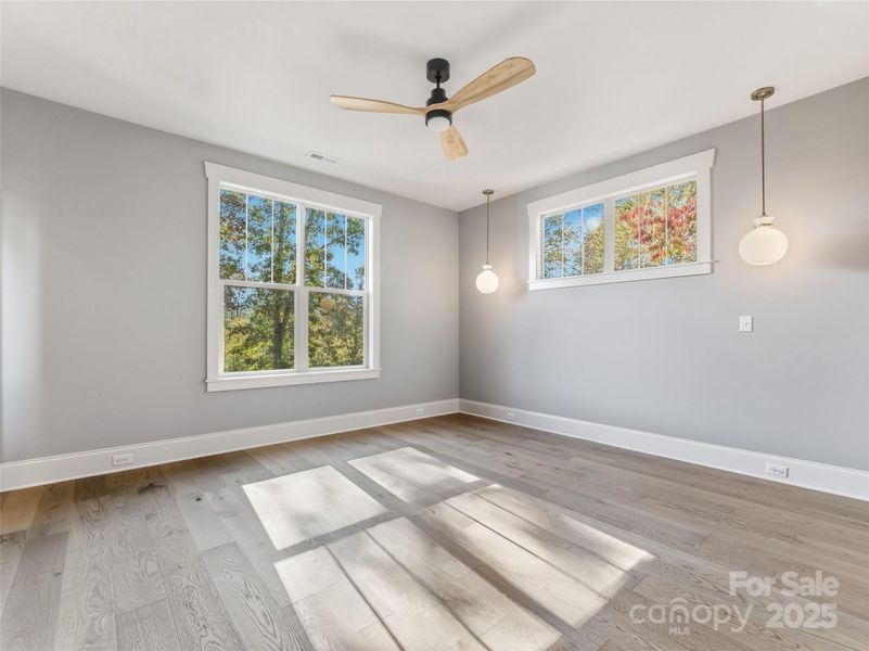 Spacious, unfurnished interior of a new home in , Brevard (Image 20).