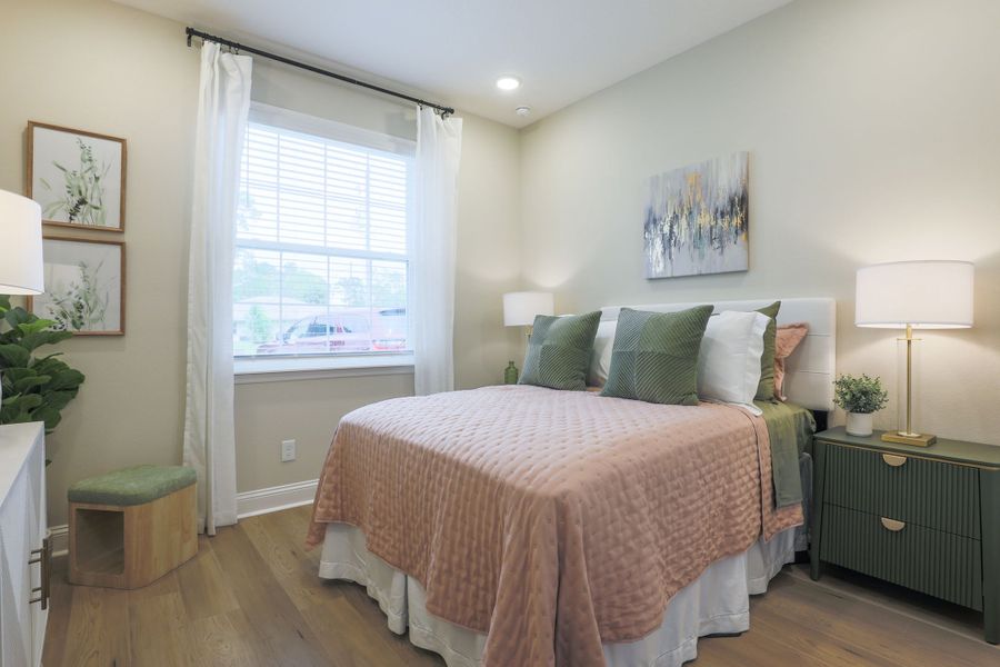 Representative furnished interior of a home built from the Livorno by Maronda Homes in Bella Estates, Plant City (Image 17).