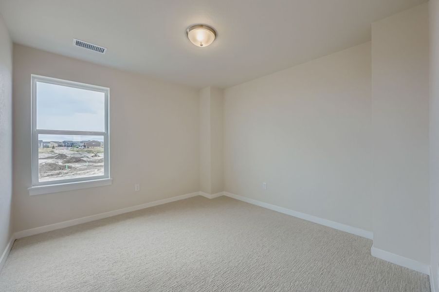 Spacious, unfurnished interior of a new home in Sterling Ranch 40s, Colorado Springs (Image 18).