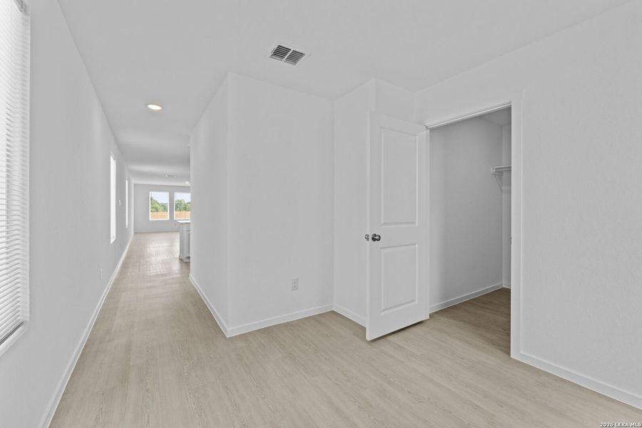Spacious, unfurnished interior of a new home in Hidden Oasis, San Antonio (Image 10). Spacious, unfurnished interior of a new home in Hidden Oasis, San Antonio (Image 10).