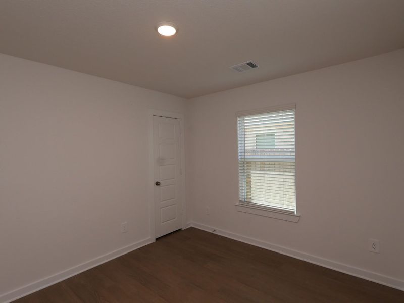 Spacious, unfurnished interior of a new home in Sorella, Tomball (Image 22). Spacious, unfurnished interior of a new home in Sorella, Tomball (Image 22).