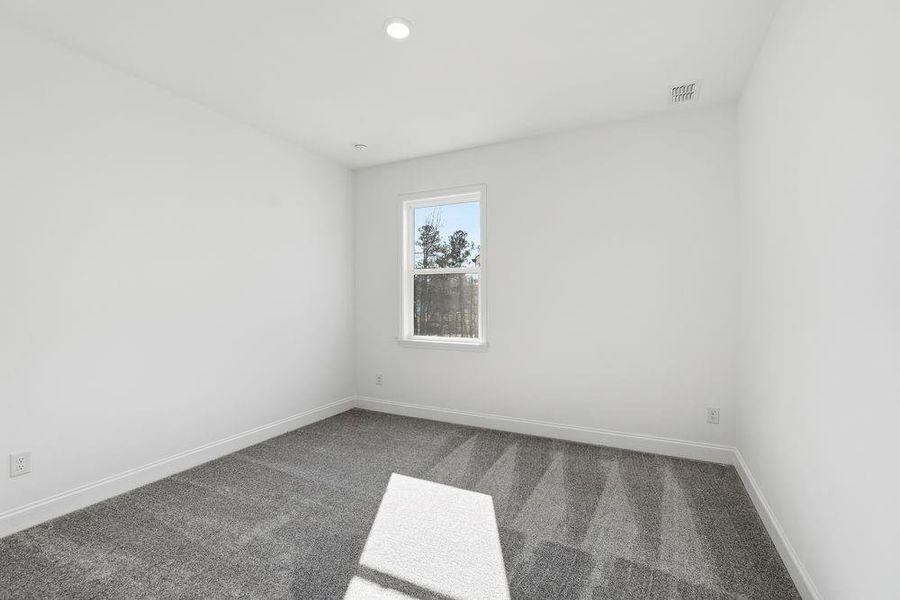 Spacious, unfurnished interior of a new home in Reserve at Hickory Walk, Kennesaw (Image 26).