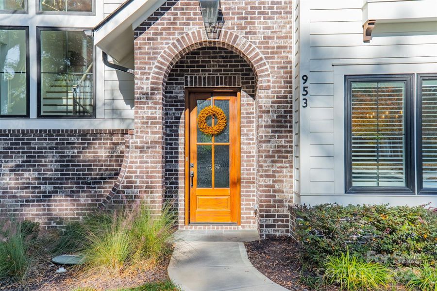 953 Poindexter Drive