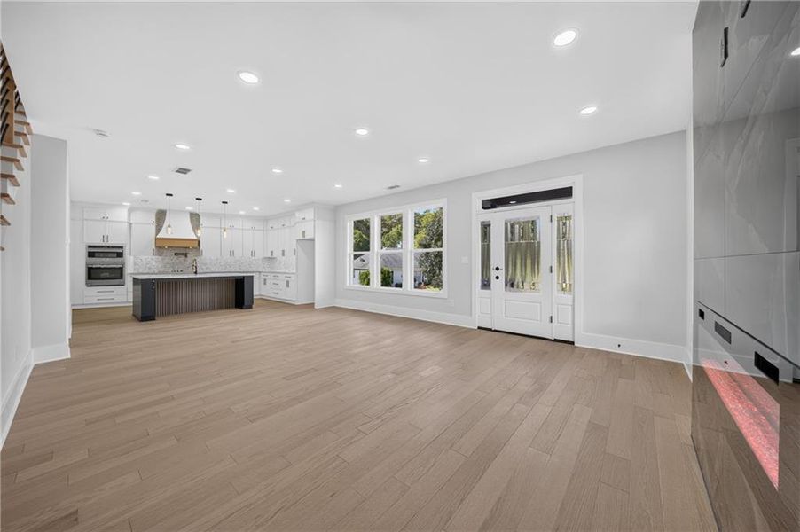Spacious, unfurnished interior of a new home in , Loganville (Image 46). Spacious, unfurnished interior of a new home in , Loganville (Image 46).