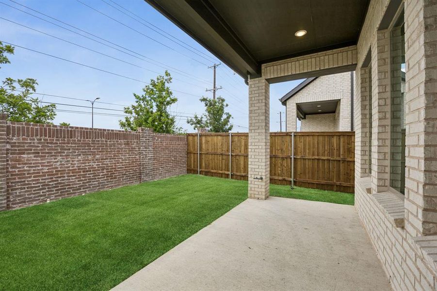 Not too big and not too small, you'll love hosting family gatherings in this perfectly sized yard with covered patio! Not too big and not too small, you'll love hosting family gatherings in this perfectly sized yard with covered patio!