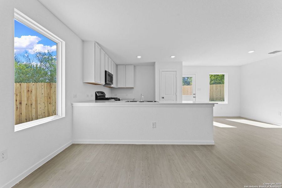 Furnished interior view inside a new home in Torian Village: Watermill Collection, San Antonio (Image 7). Furnished interior view inside a new home in Torian Village: Watermill Collection, San Antonio (Image 7).