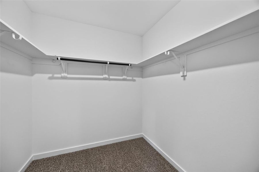 Spacious, unfurnished interior of a new home in City Gate, Houston (Image 20).