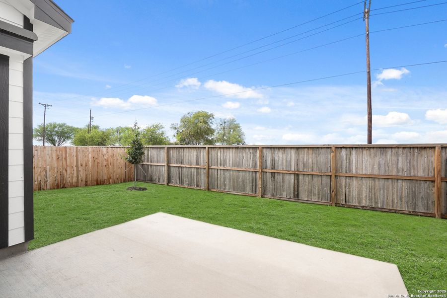 Exterior details and patio area of a home in Dauer Ranch, New Braunfels (Image 20). Exterior details and patio area of a home in Dauer Ranch, New Braunfels (Image 20).
