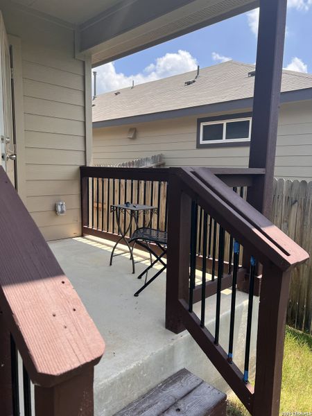 Exterior details and patio area of a home in Langdon, San Antonio (Image 3).