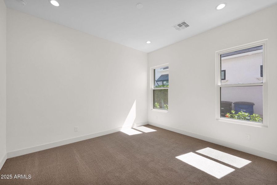 18-web-or-mls-DSC_5227 18-web-or-mls-DSC_5227