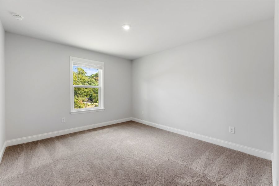 Spacious, unfurnished interior of a new home in Solserra, Shallotte (Image 22). Spacious, unfurnished interior of a new home in Solserra, Shallotte (Image 22).