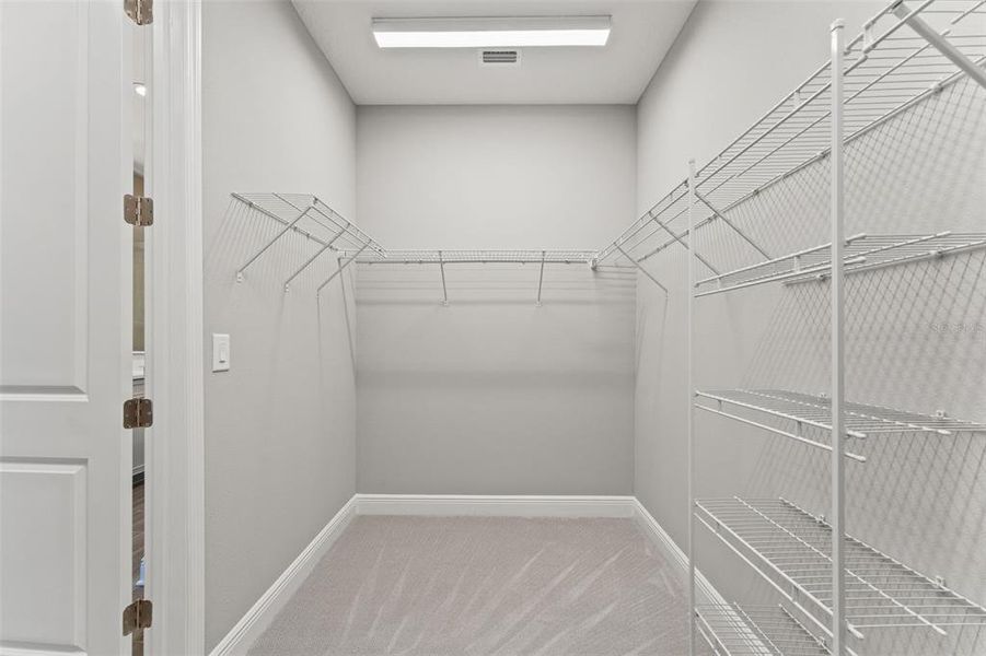 Spacious, unfurnished interior of a new home in Palm Grove, Lakewood Ranch (Image 22). Spacious, unfurnished interior of a new home in Palm Grove, Lakewood Ranch (Image 22).