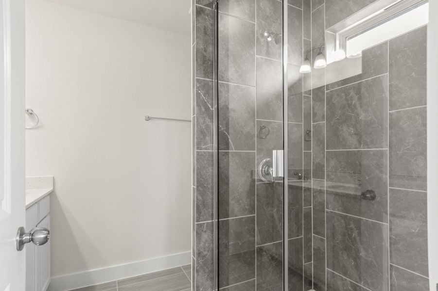 Representative interior finishes for a home built from the Colorado by Pacesetter Homes in Saddle Creek Twinhomes, Georgetown (Image 17).