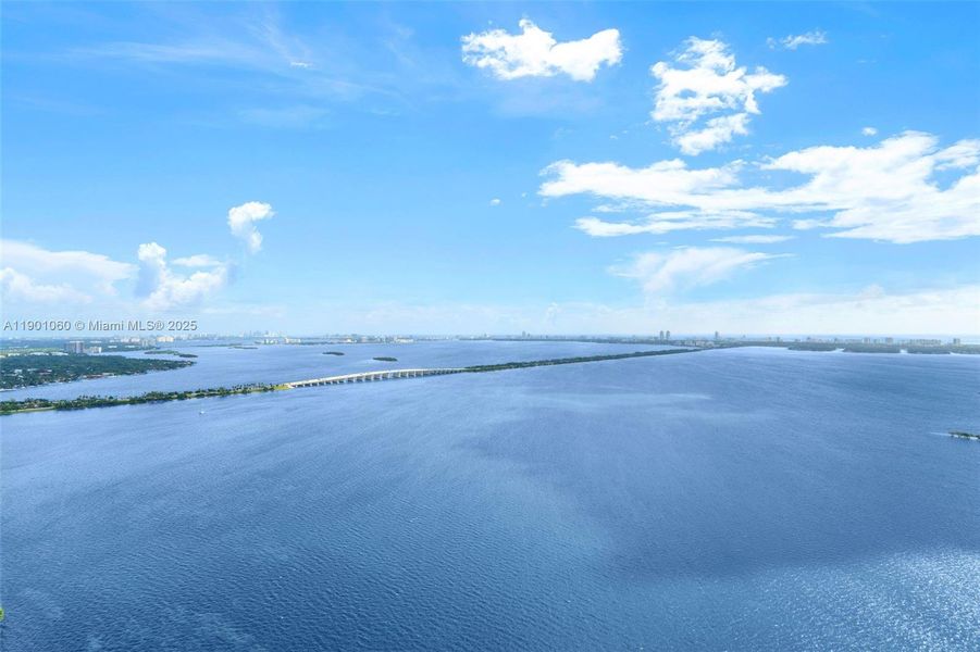 Natural landscape and outdoor views near Aria Reserve in Miami (Image 68). Natural landscape and outdoor views near Aria Reserve in Miami (Image 68).