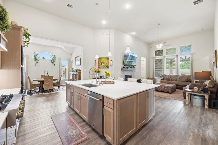 another view of the kitchen
