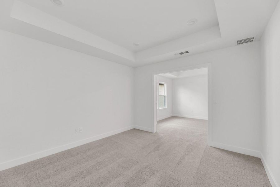 Spacious, unfurnished interior of a new home in Santa Rita Ranch - 60', Liberty Hill (Image 18).