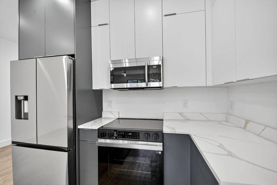 13-web-or-mls-House (13)