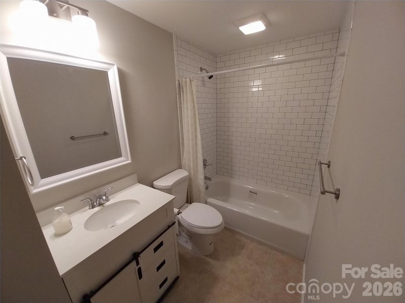 Furnished interior view inside a new home in , Maiden (Image 10).