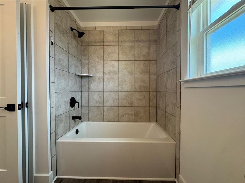 Close-up of interior finishes inside a home in Tuscany Hills, Douglasville (Image 13).