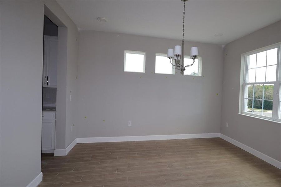 Spacious, unfurnished interior of a new home in Wolf Lake Ranch, Apopka (Image 5).