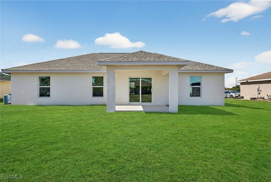 Exterior details and patio area of a home in Cape Coral, Cape Coral (Image 3). Exterior details and patio area of a home in Cape Coral, Cape Coral (Image 3).