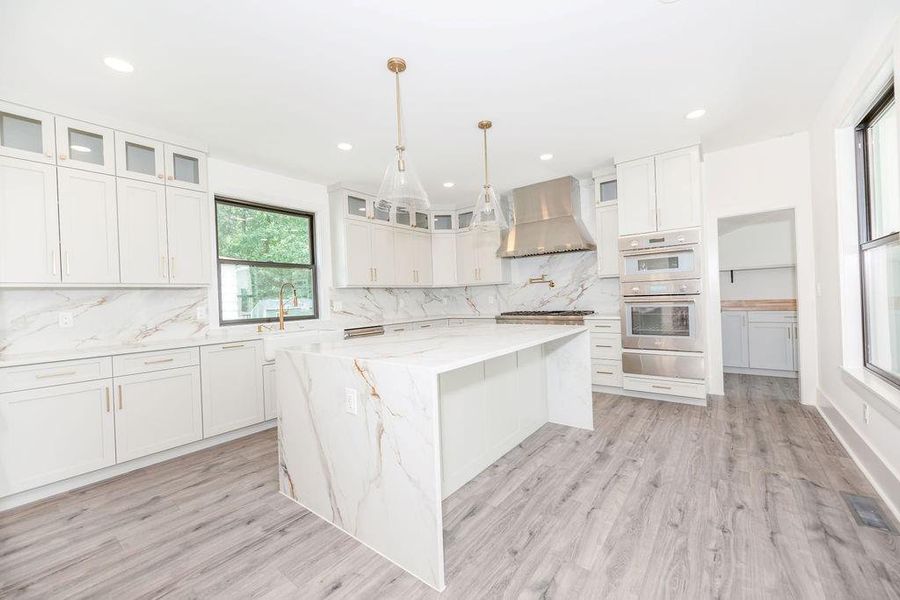 Furnished interior view inside a new home in , Roswell (Image 14).