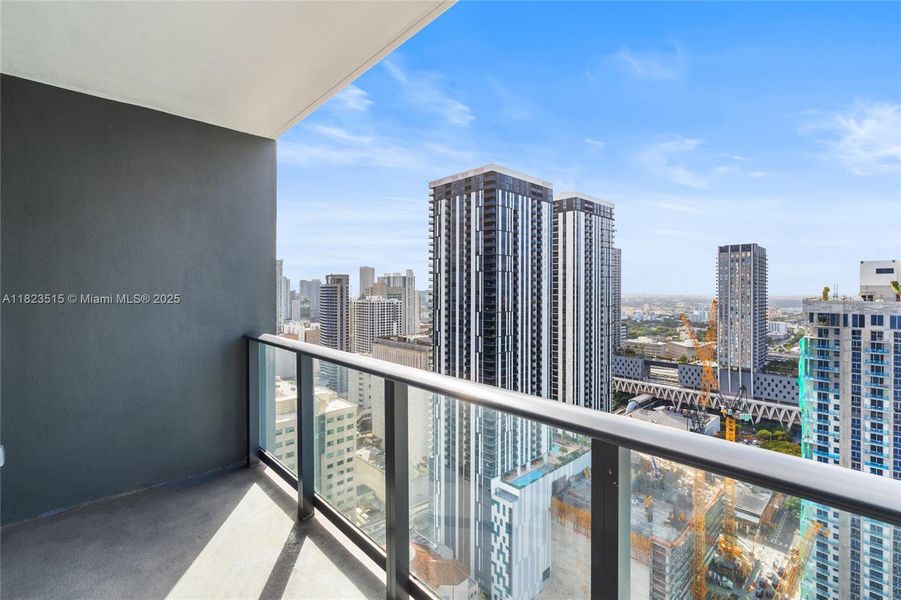 Exterior details and patio area of a home in Natiivo Miami, Miami (Image 22).