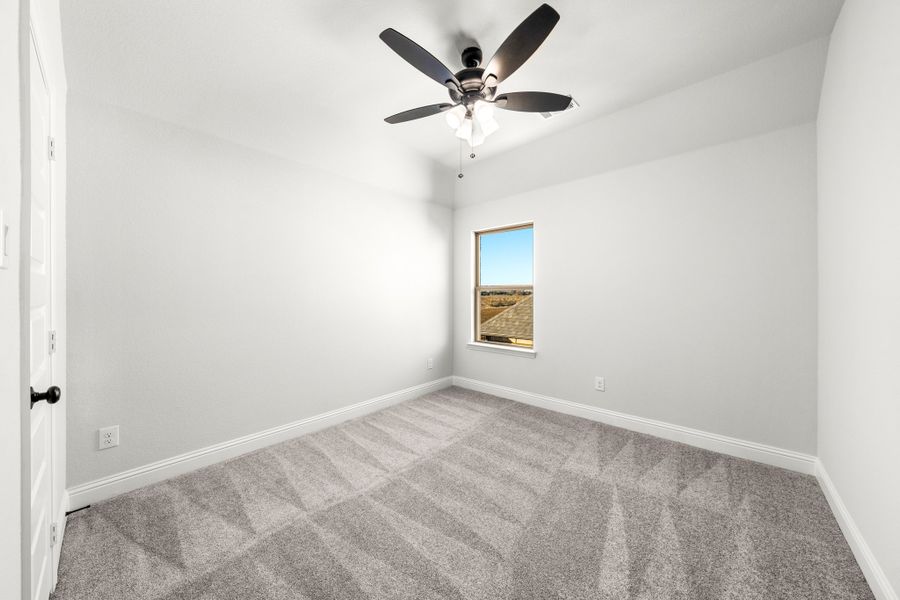 Spacious, unfurnished interior of a new home in Forest Ridge Estates, Greenville (Image 37).