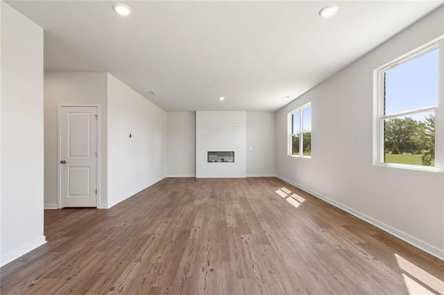 Spacious, unfurnished interior of a new home in Walker Grove, McDonough (Image 20). Spacious, unfurnished interior of a new home in Walker Grove, McDonough (Image 20).