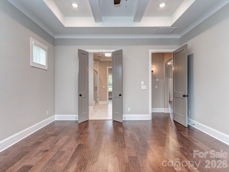 Spacious, unfurnished interior of a new home in , York (Image 42).