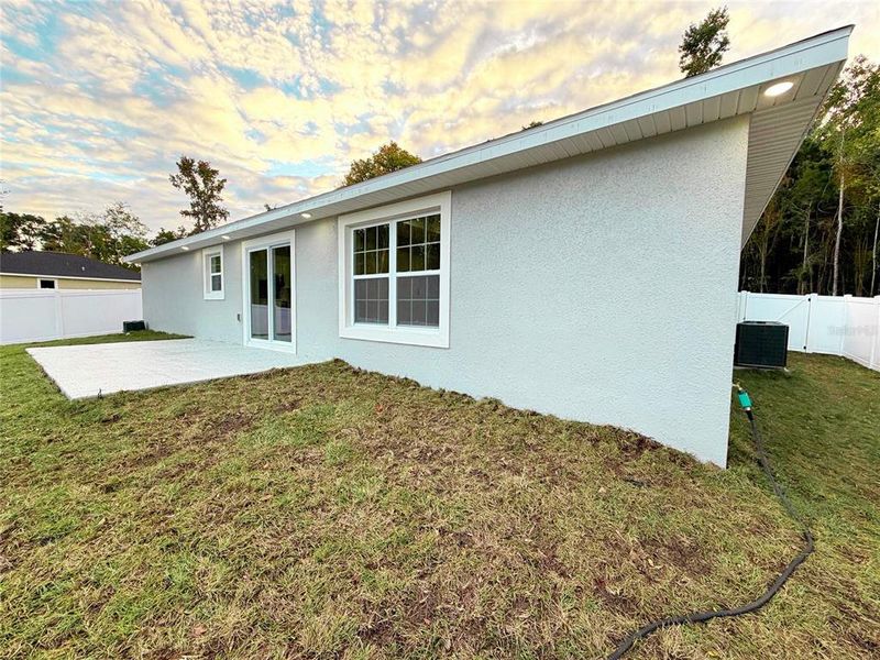 Exterior details and patio area of a home in , Belleview (Image 3).