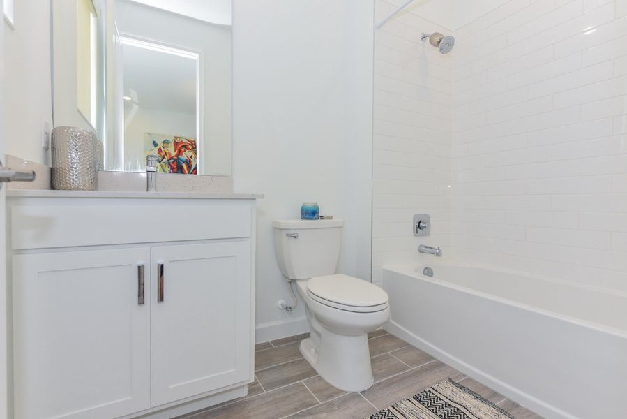 1525 STOCKBRIDGE STREET-print-020-031-15