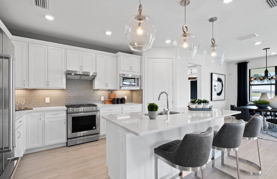 Kitchen with Center Island and Stainless Steel App