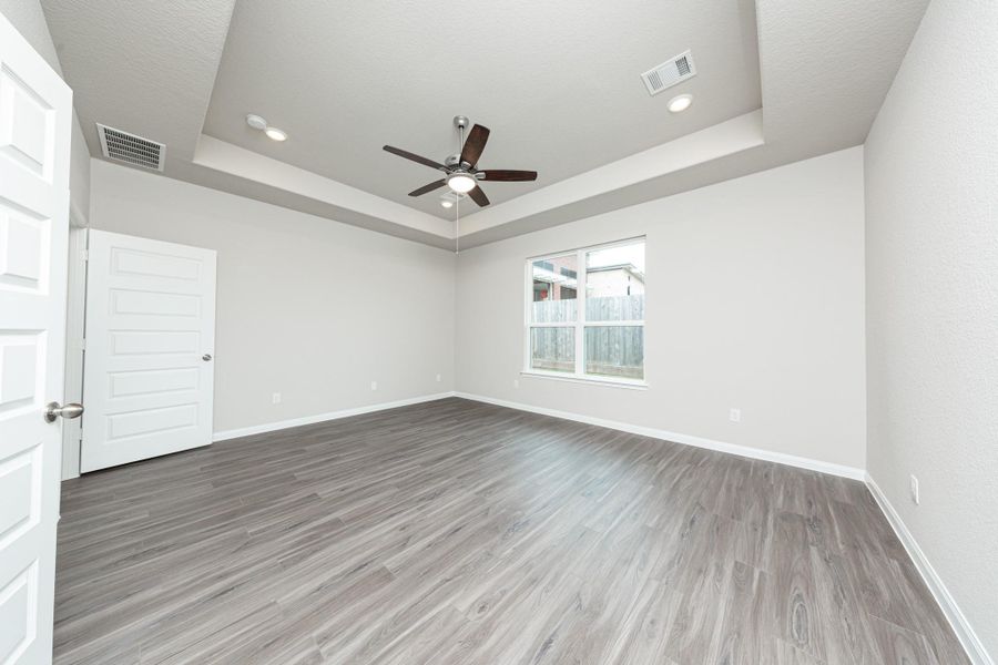 Spacious, unfurnished interior of a new home in Lake Conroe Area Homes, Montgomery (Image 11). Spacious, unfurnished interior of a new home in Lake Conroe Area Homes, Montgomery (Image 11).