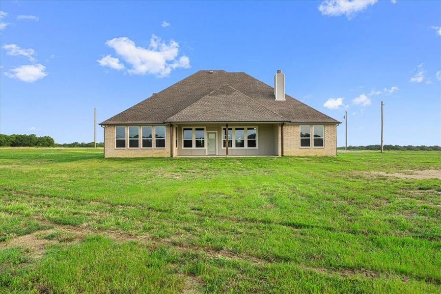 Exterior details and patio area of a home in , Corsicana (Image 22). Exterior details and patio area of a home in , Corsicana (Image 22).