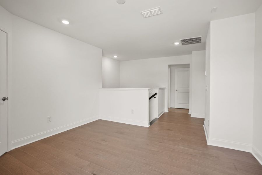 Upstairs Loft Upstairs Loft